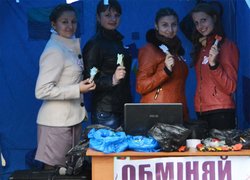 Акція "Обміняй цигарочку на цукерочку"